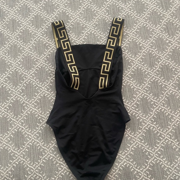 Versace greca border one peice swimsuit. New without tags. - Picture 6 of 7
